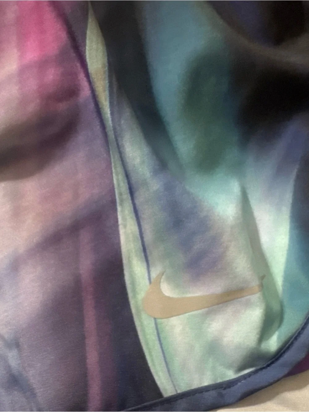 NIKE WOMENS MEDIUM RUNNING SHORTS EUC